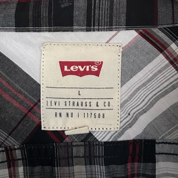 Levi’s Men’s Size L Long Sleeve Button Down Plaid Shirt - Picture 3 of 12